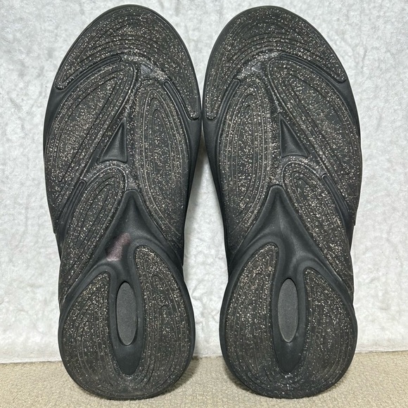 Adidas Originals Mens Ozelia Core Black Carbon Training Sneakers Shoes SZ US 7 - Picture 8 of 11